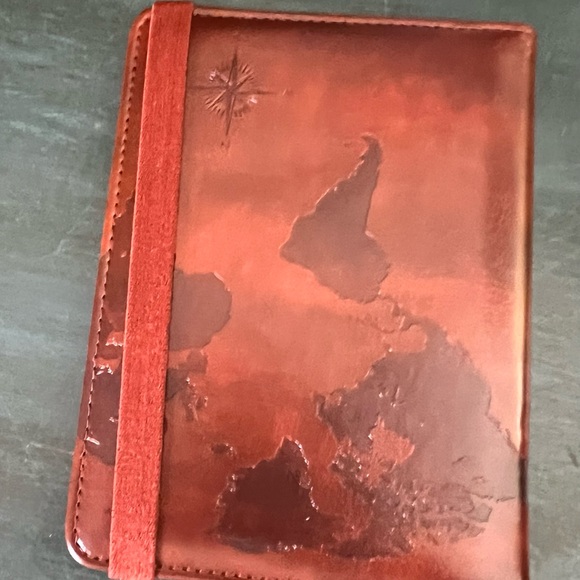 Kandouren RFID blocking Passport Holder Cover case. Travel passport wallet. - Picture 6 of 6